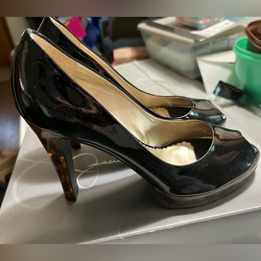 Brand new! Jessica Simpson Patent Leather Peeptoe with Tortoise Shell Heels